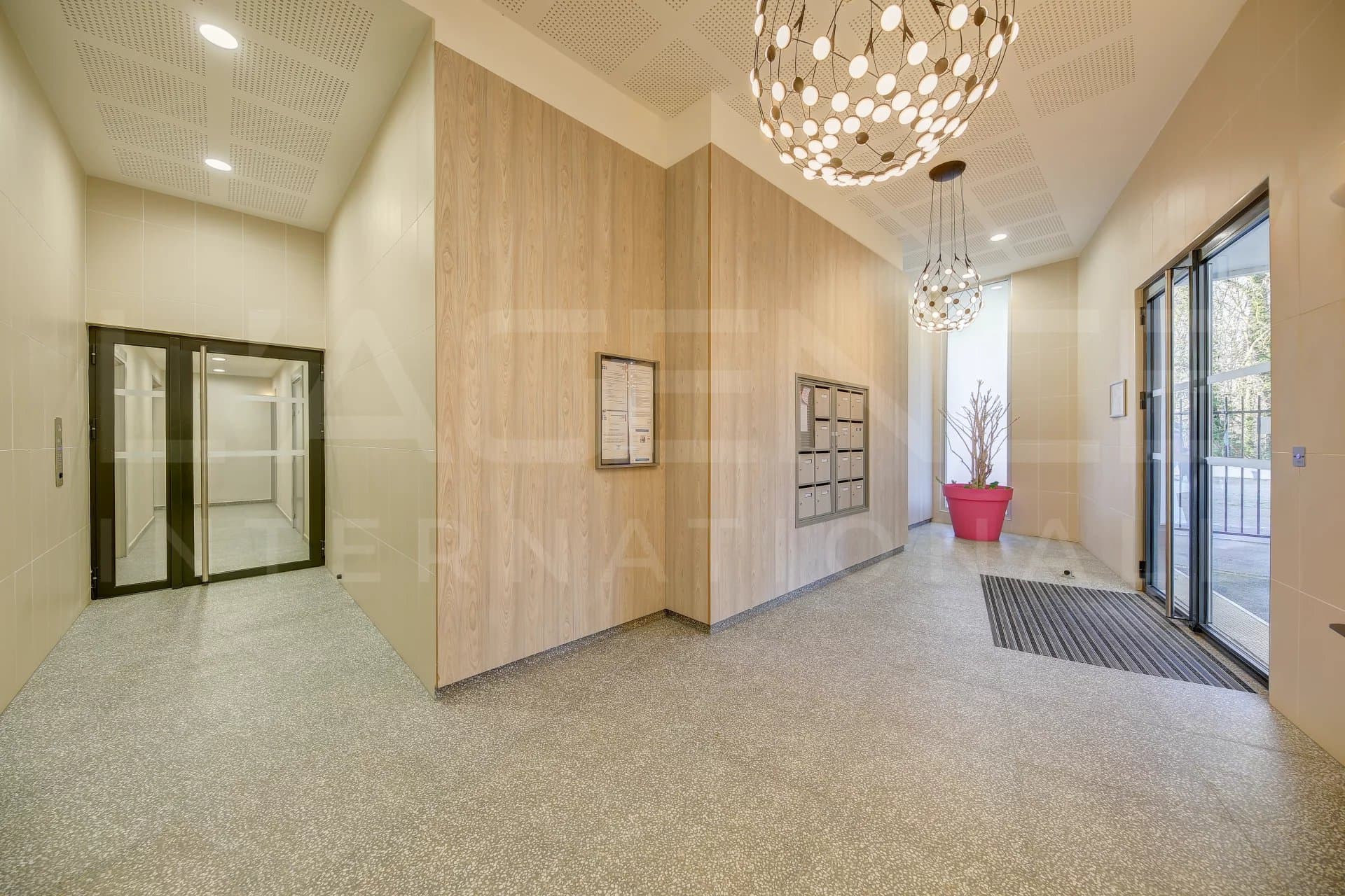 RECENT APARTMENT WITH NICE VIEWS - Image 15