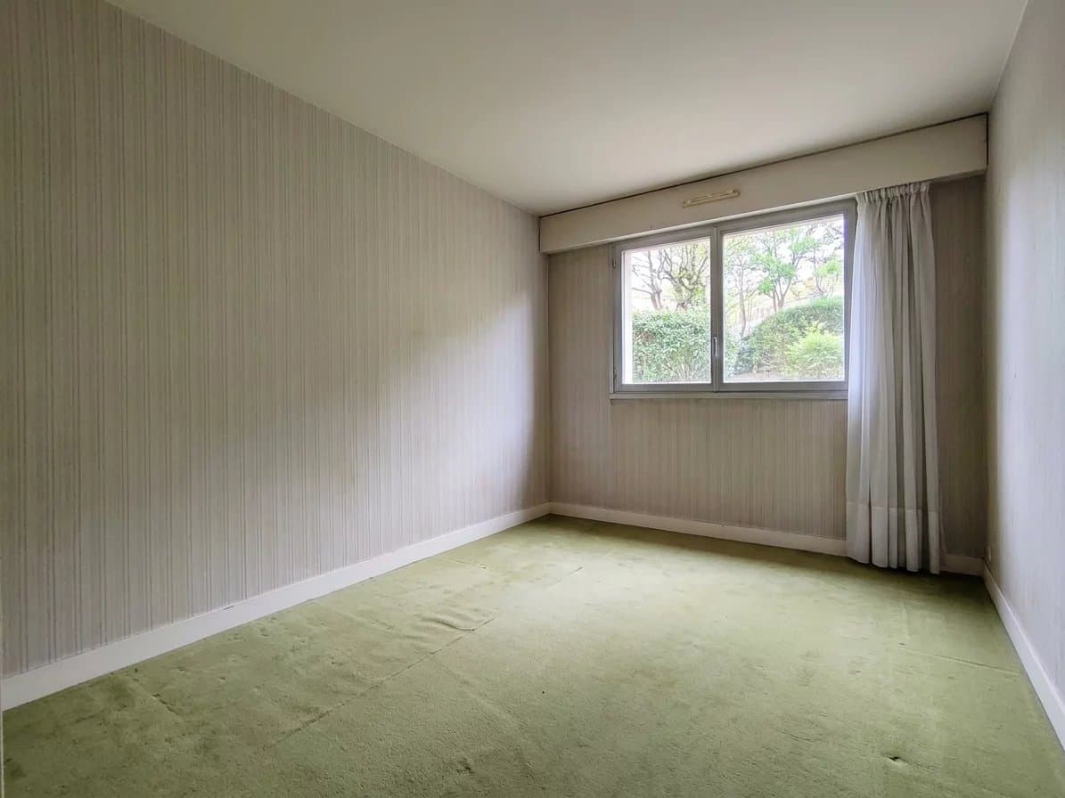 APPARTEMENT AVEC JARDIN PRIVATIF, CAVES ET PARKING - Image 12
