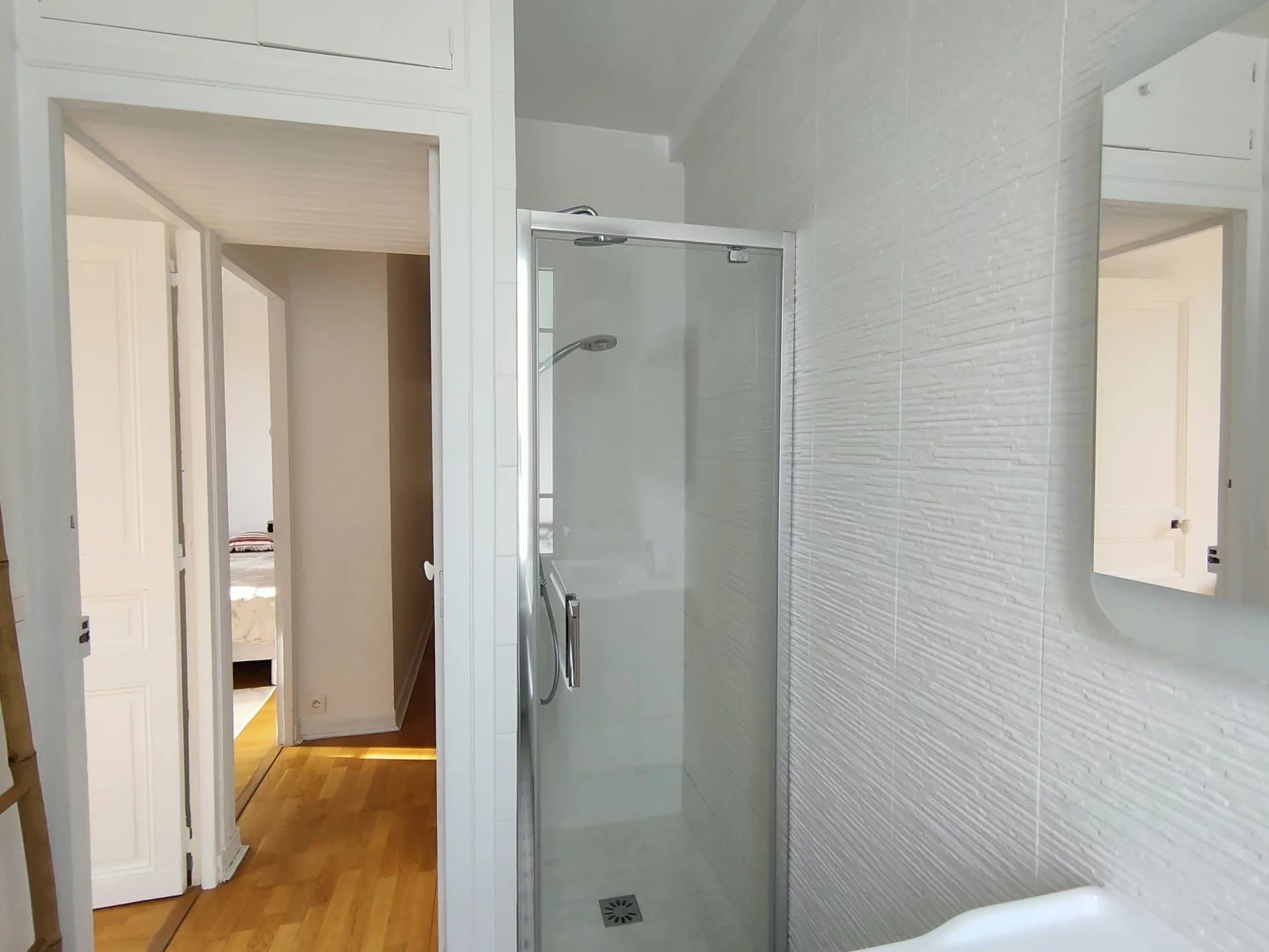 LE VESINET - FURNISHED RENTAL WITH GARDEN - Image 16