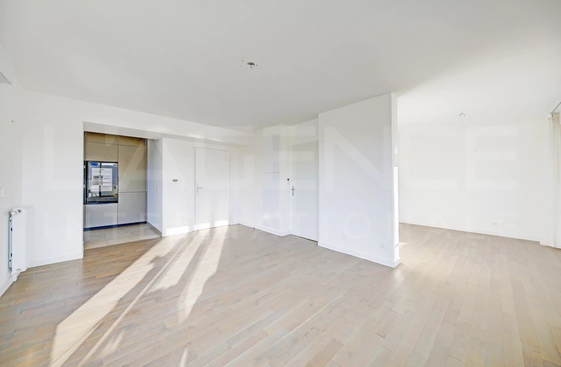 RECENT APARTMENT WITH NICE VIEWS - Image 6