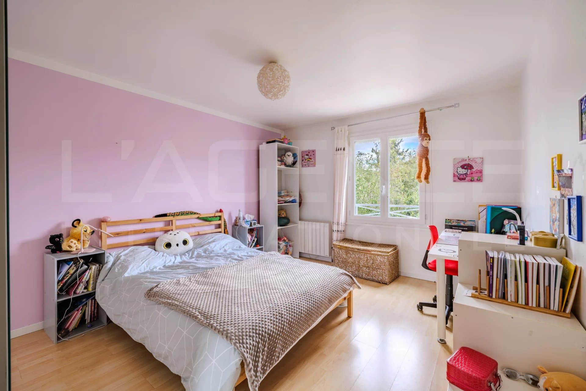MAISON FAMILIALE DANS UN ENVIRONNEMENT CALME ET VERDOYANT - Image 15