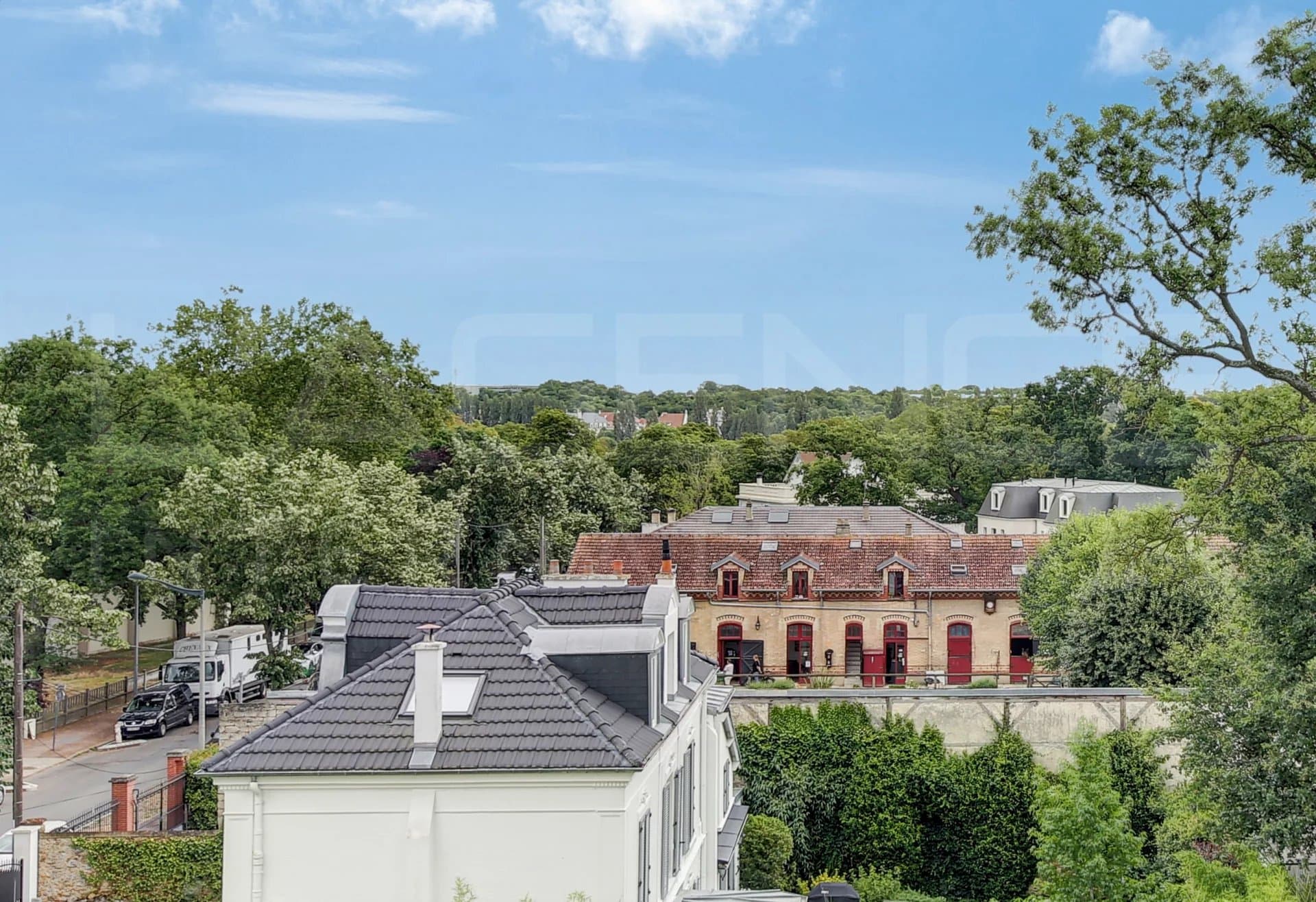 DUPLEX DERNIER ETAGE AVEC TERRASSE - Image 5