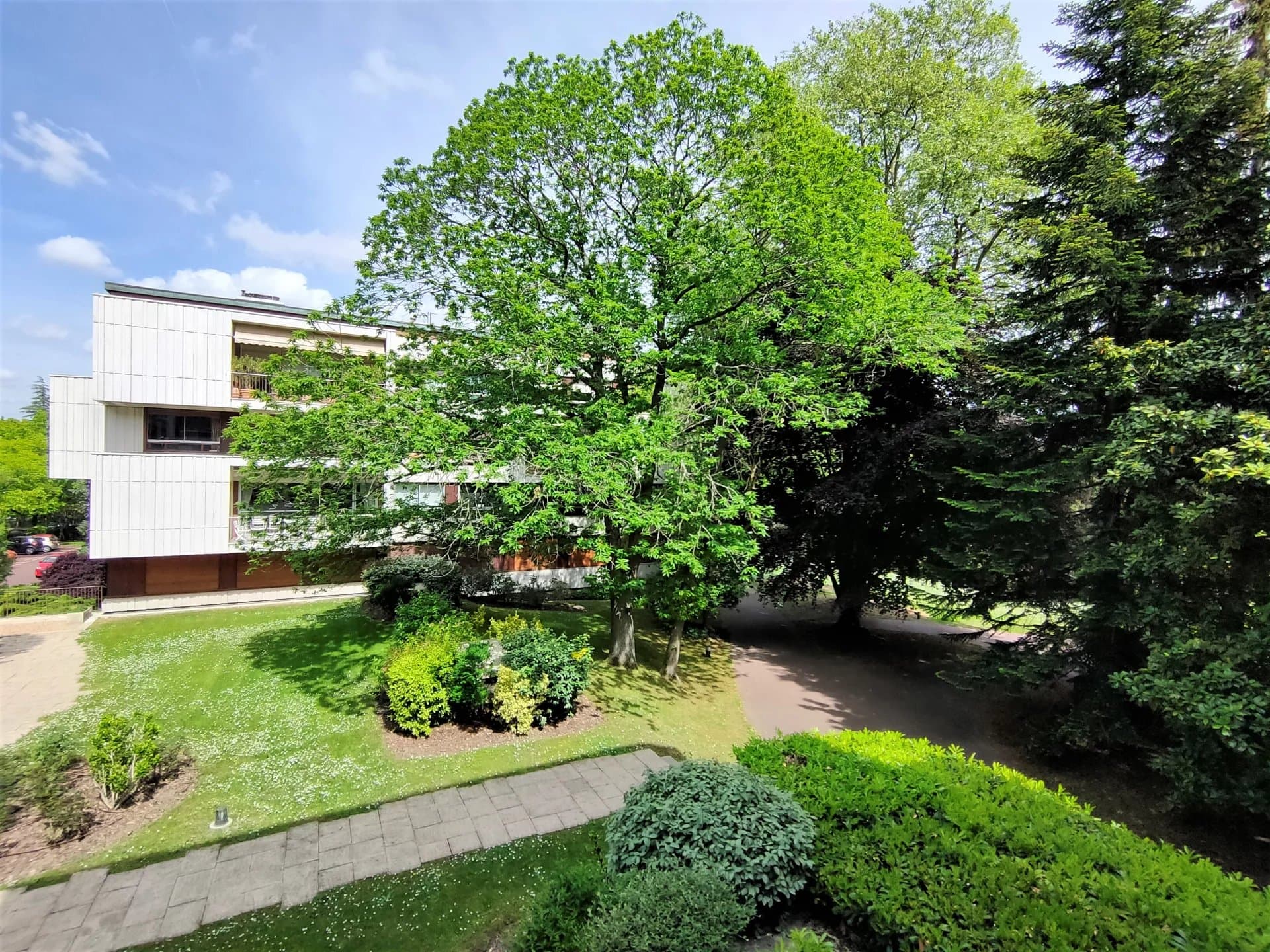 LOUVECIENNES - APPARTEMENT FAMILIAL - Image 17