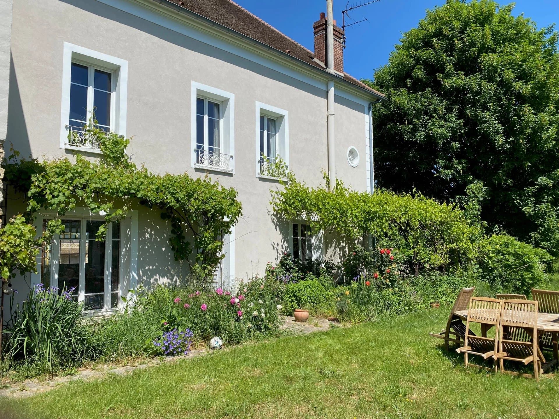 ORGEVAL - CHARMANTE MAISON MEUBLEE - Image 1