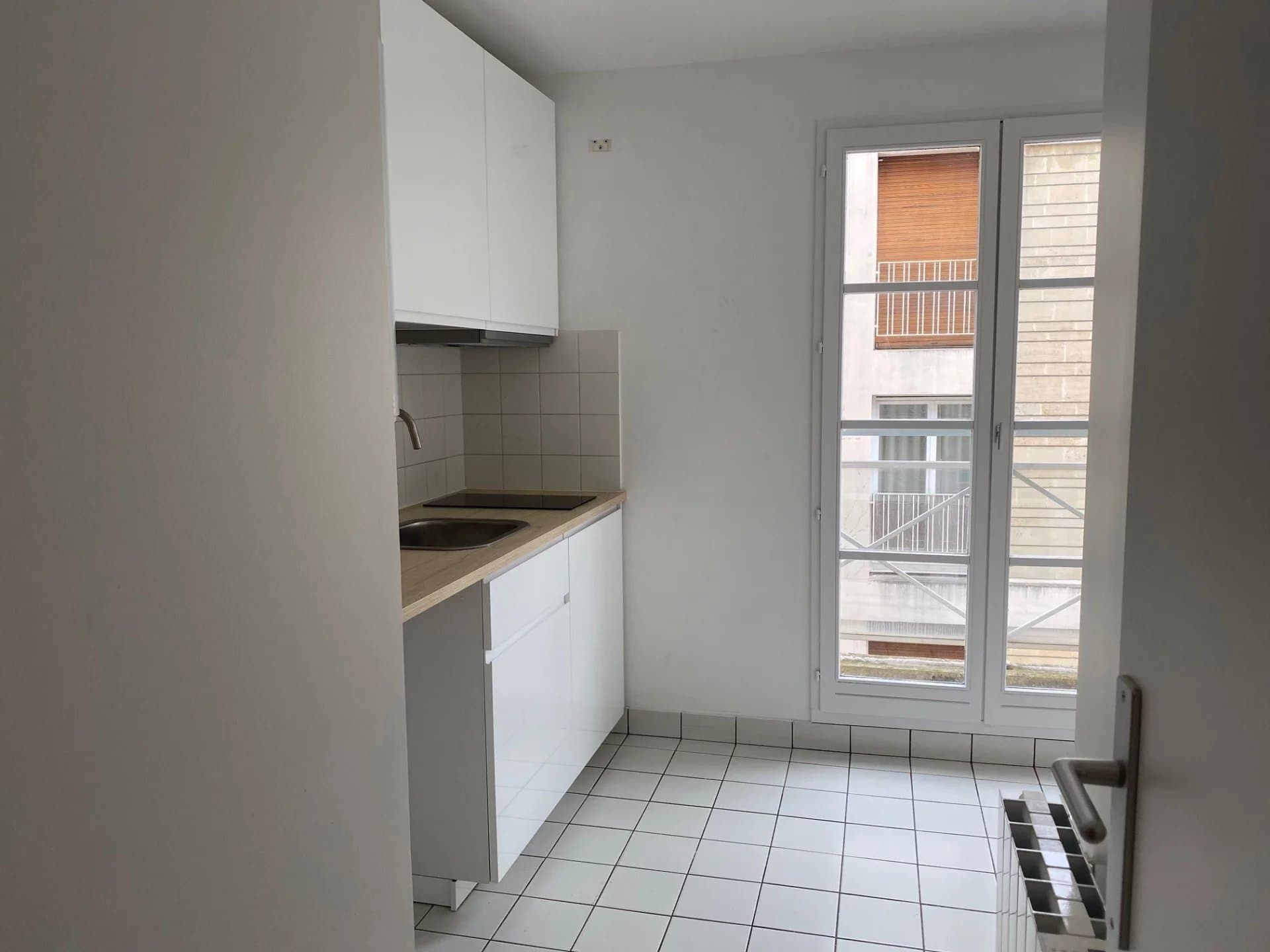 SAINT-GERMAIN-EN-LAYE - FLAT WITH ONE BEDROOM - Image 11